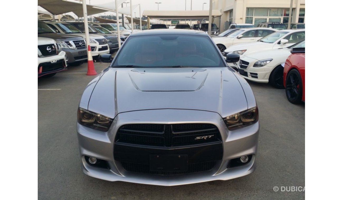 Dodge Charger SRT8خليجي تشيك وكالة