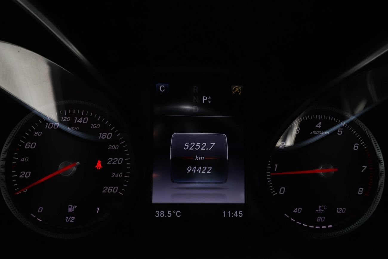 Mercedes-Benz C 300 C205