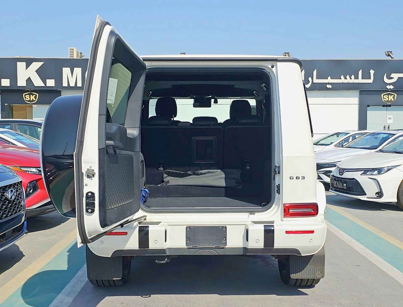 مرسيدس بنز G 63 AMG BITURBO CARBON EDITION / JAPANESE SPECS / NON ACCIDENT / 7096 MONTHLY / LOT# 22936