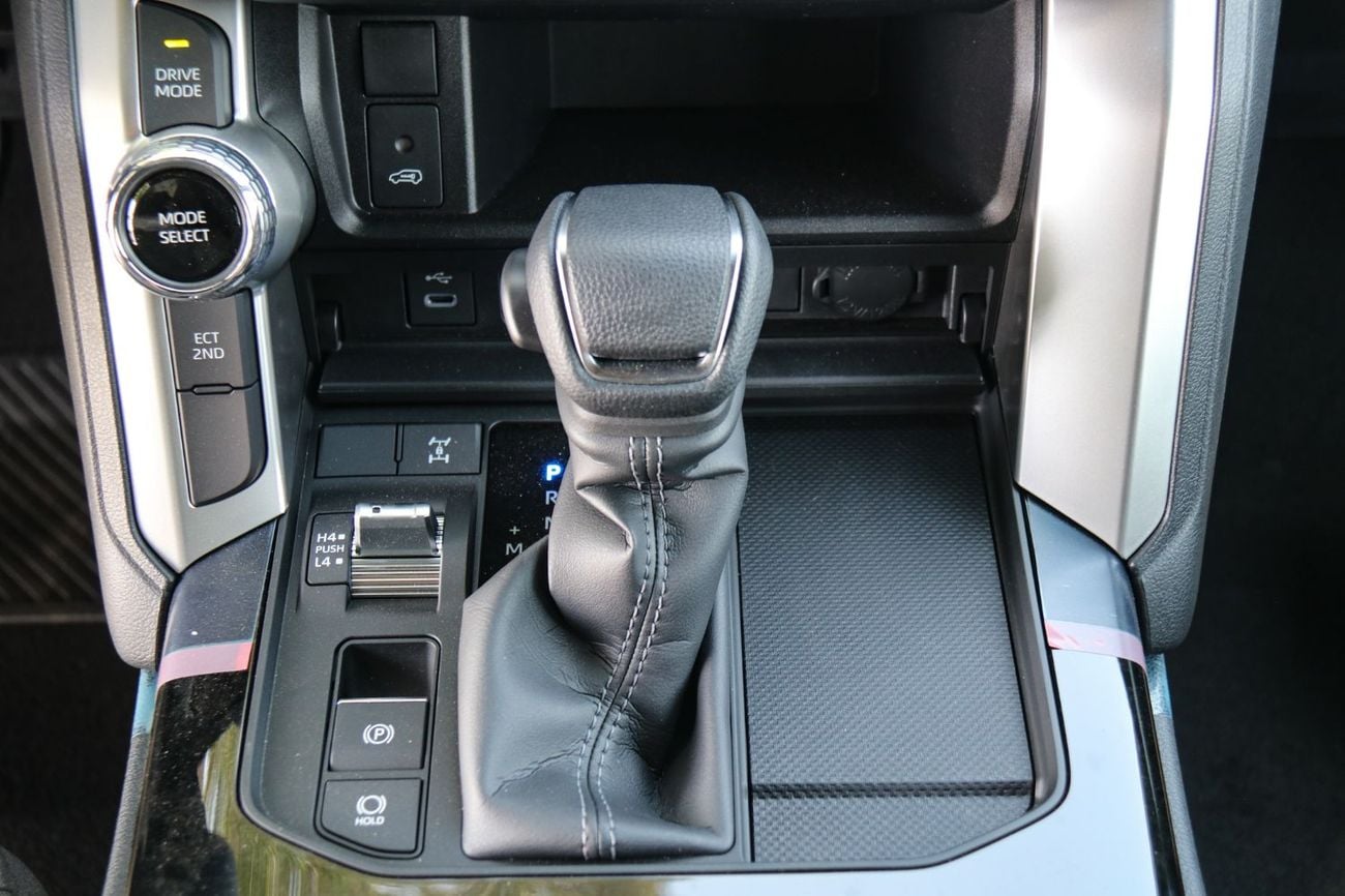 Toyota Land Cruiser GXR 3.5L Twin Turbo - Without sunroof - 2026 (Export)
