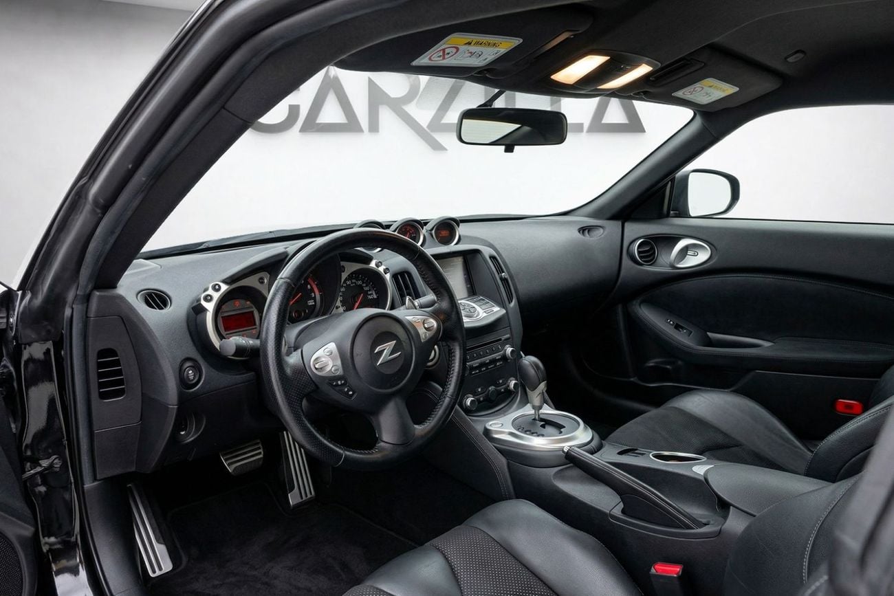 Nissan 370Z Std 3.7L (328 HP) A/T AED 2,456 P.M l 0% Downpayment l 370Z l 1 Owner l Excellent Condition