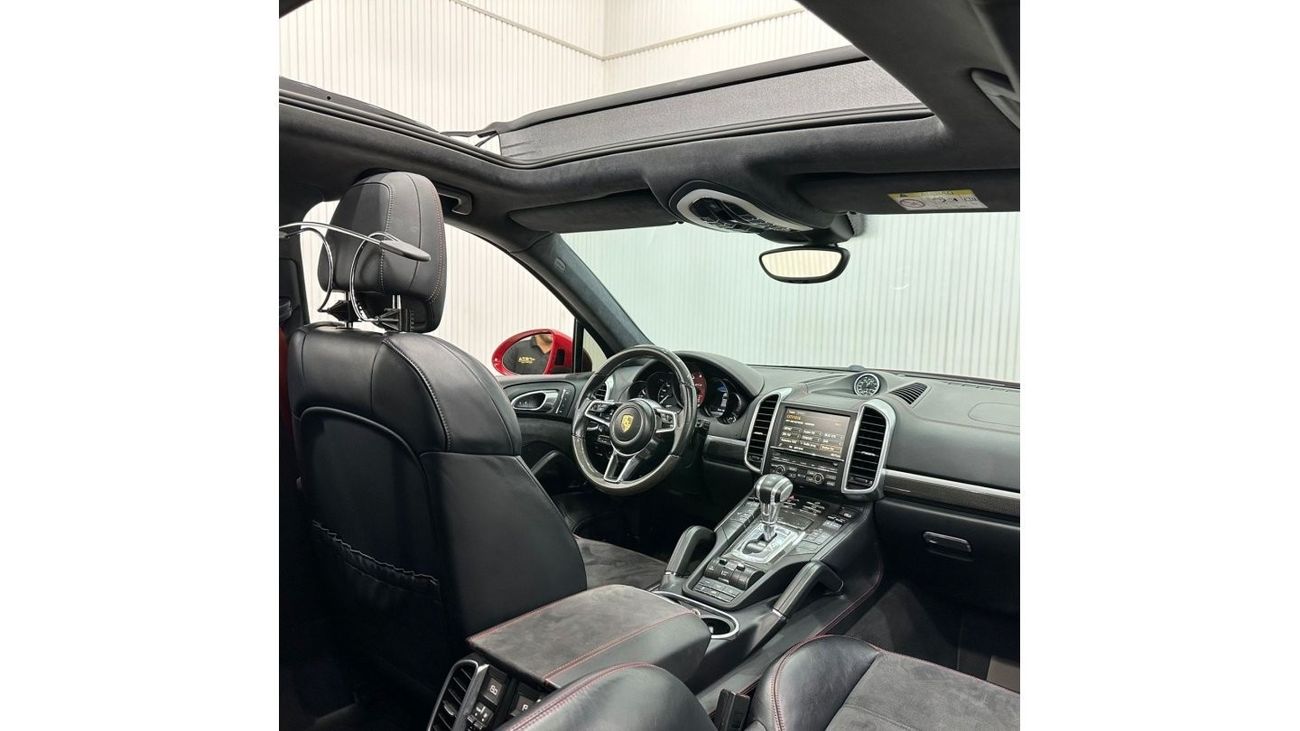 Porsche Cayenne 2016 Porsche Cayenne GTS, Sep 2024 Porsche Warranty, Full Porsche Service History, GCC