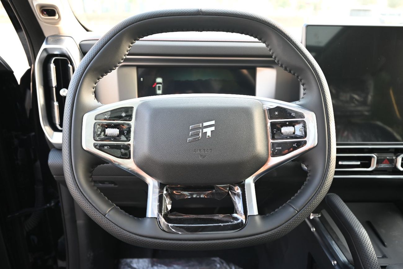 جيتور T2 2,140AED - 7 SEATER - JETOUR T2 LUXURY - BLACK EDITION