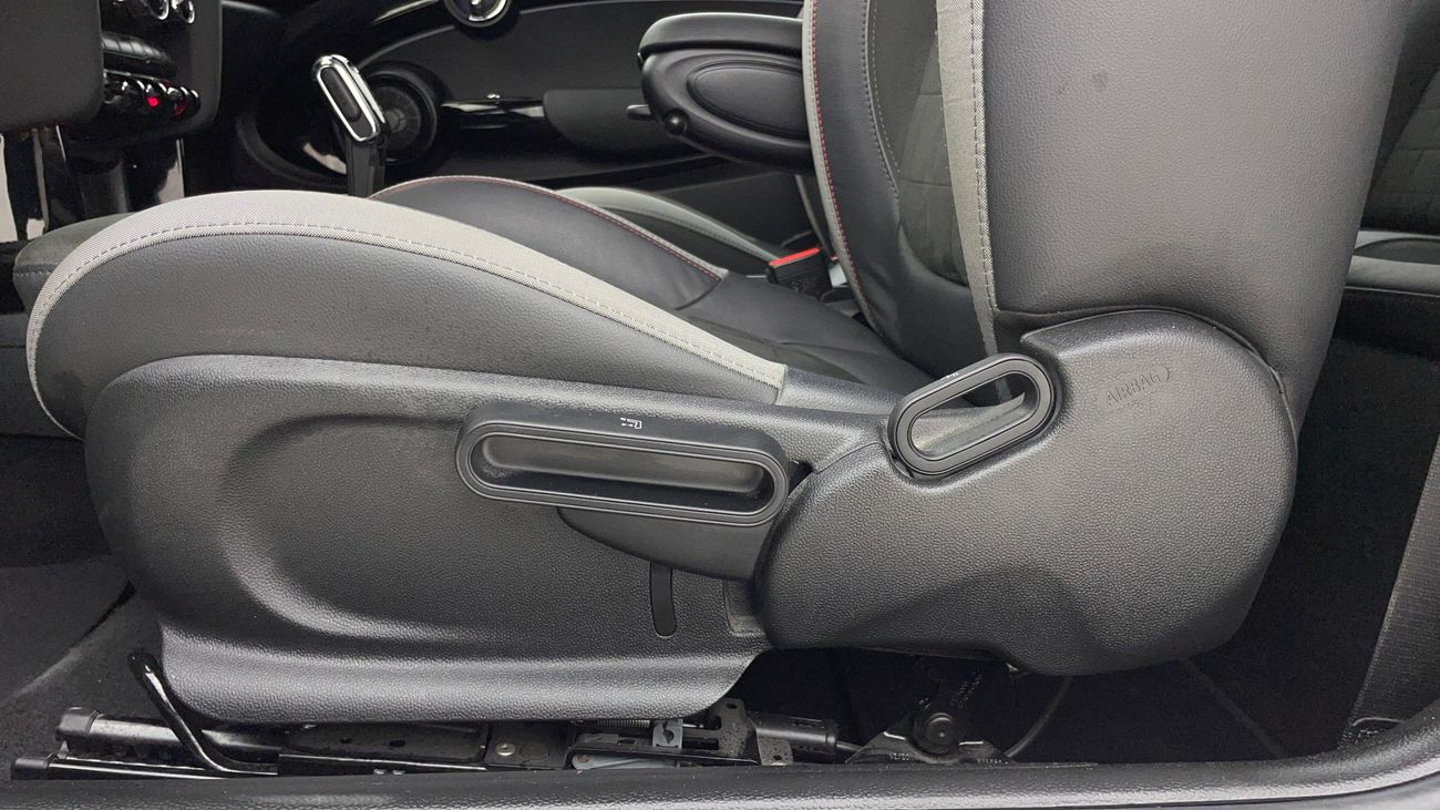 ميني كوبر JOHN COOPER WORKS 2 | بدون دفعة مقدمة | اختبار القيادة في المنزل