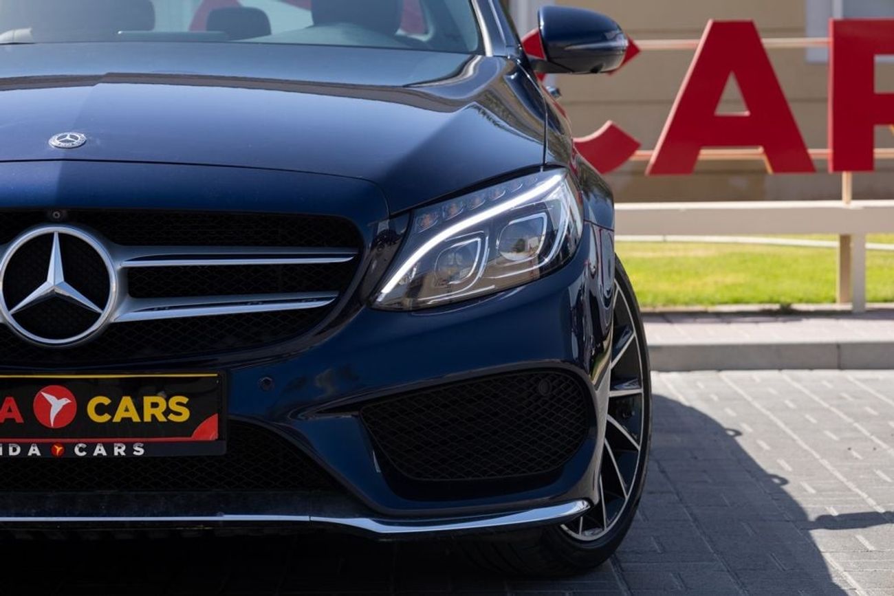 Mercedes-Benz C 200 Mercedes-Benz C200 2018 GCC under Warranty with Flexible Down-Payment.