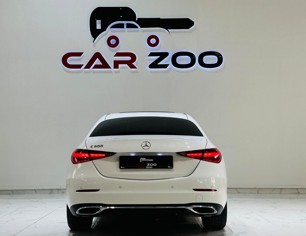 مرسيدس بنز C 300 Full options