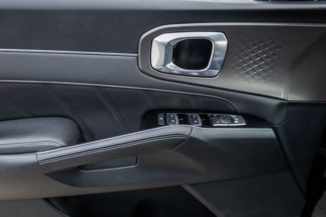 Kia Sorento Std 2.5L FWD