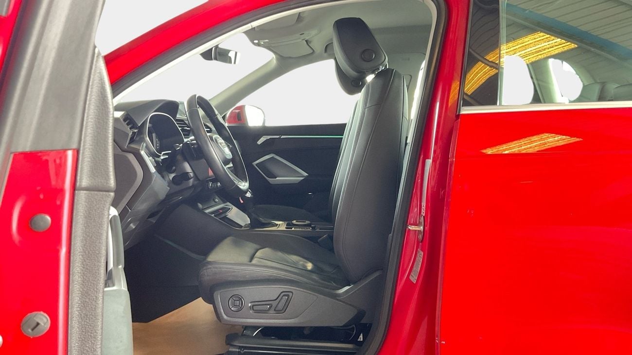أودي Q3 35 TFSI ADVANCED | شامل الضمان | 0 ﺪﻔﻋﺓ ﺃﻮﻟﻯ