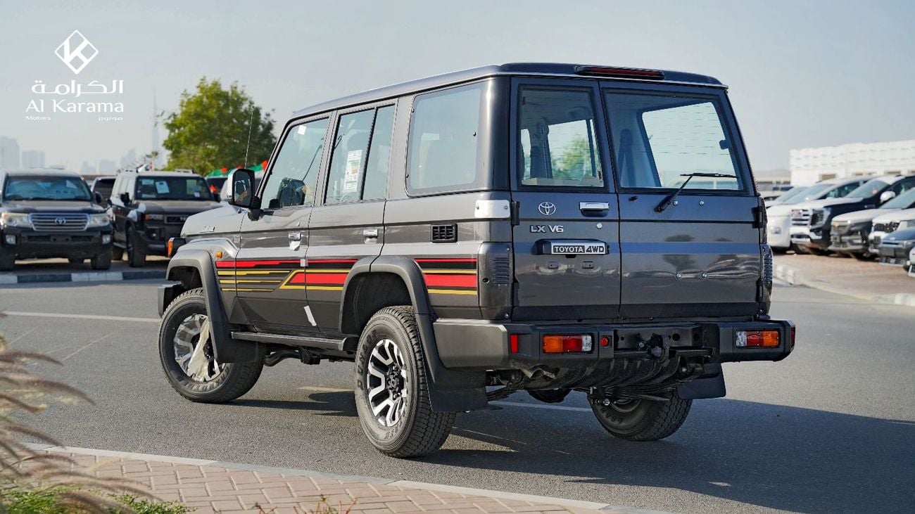 تويوتا لاند كروزر 70 LX 4.0L V6 Automatic Drive | 40th Anniversary Edition | Full Option | Leather Seats | Rear Camera | 