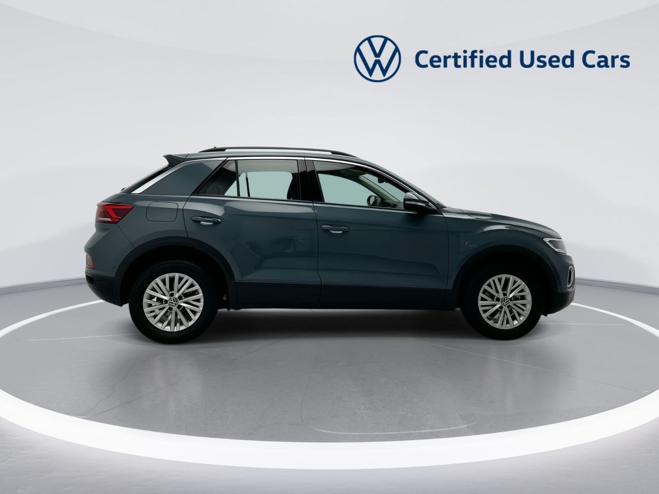 فولكس واجن T ROC LIFE T-Roc 2L | Smart Crossover with Camera & Park Sensors | VW Certified | GCC Spec