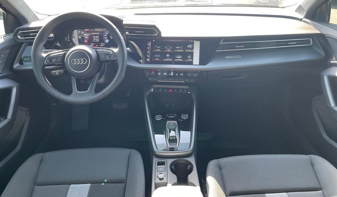 أودي A3 35 TFSI ADVANCED 35 TFSI Uder Warranty & Services 2025 GCC