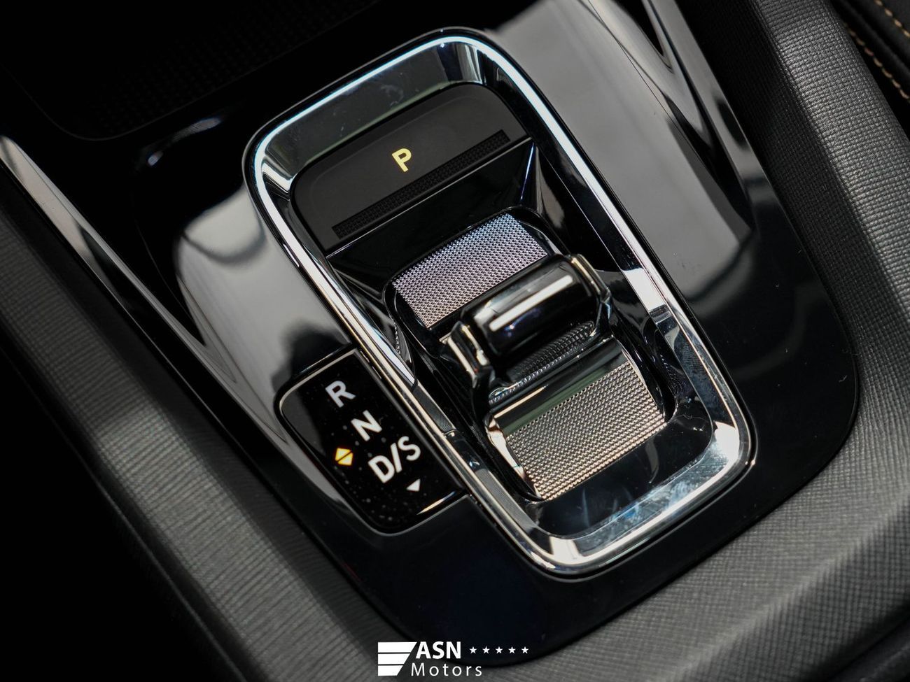 سكودا أوكتافيا PRO TSI280 Luxury Edition 2025 (Export Price)