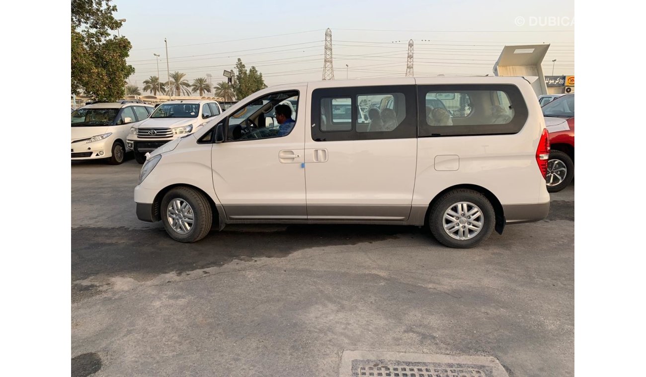 Hyundai H-1 12 seats diesel automatic