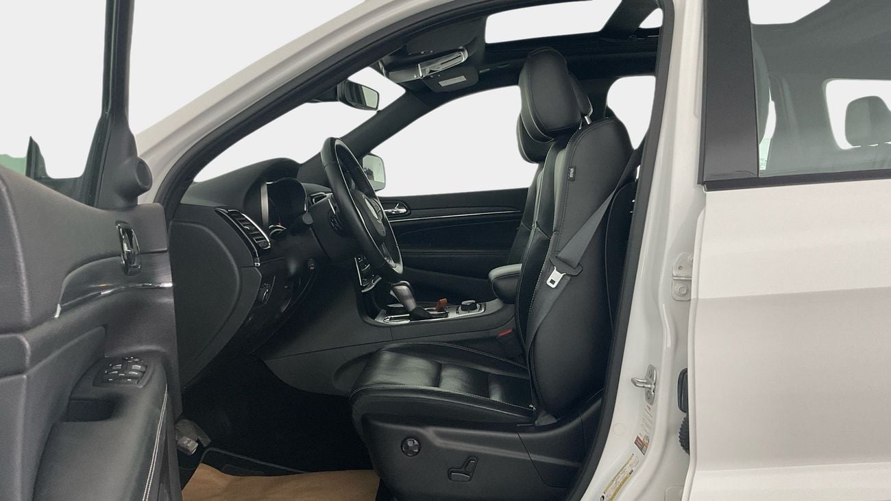 جيب جراند شيروكي 80th Anniversary Edition | شامل الضمان | 0 ﺪﻔﻋﺓ ﺃﻮﻟﻯ