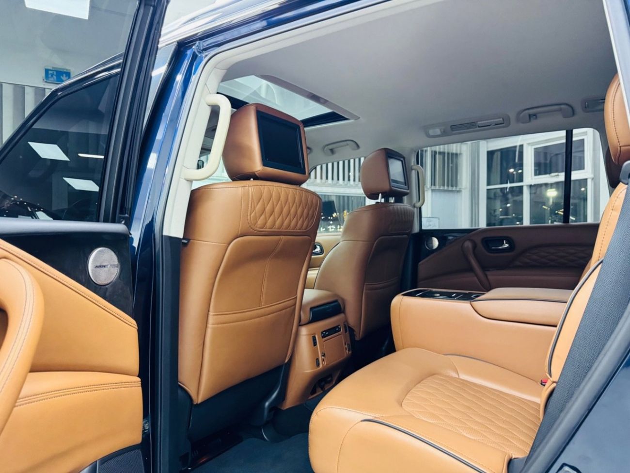 إنفينيتي QX80 Luxury 5.6L