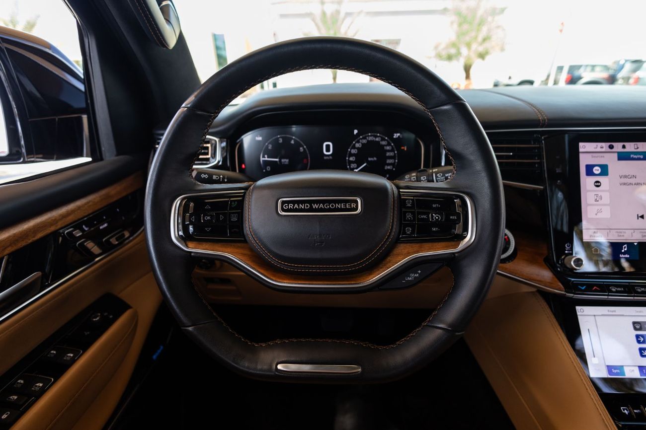 جيب جراند واجونير Series III 3.0T