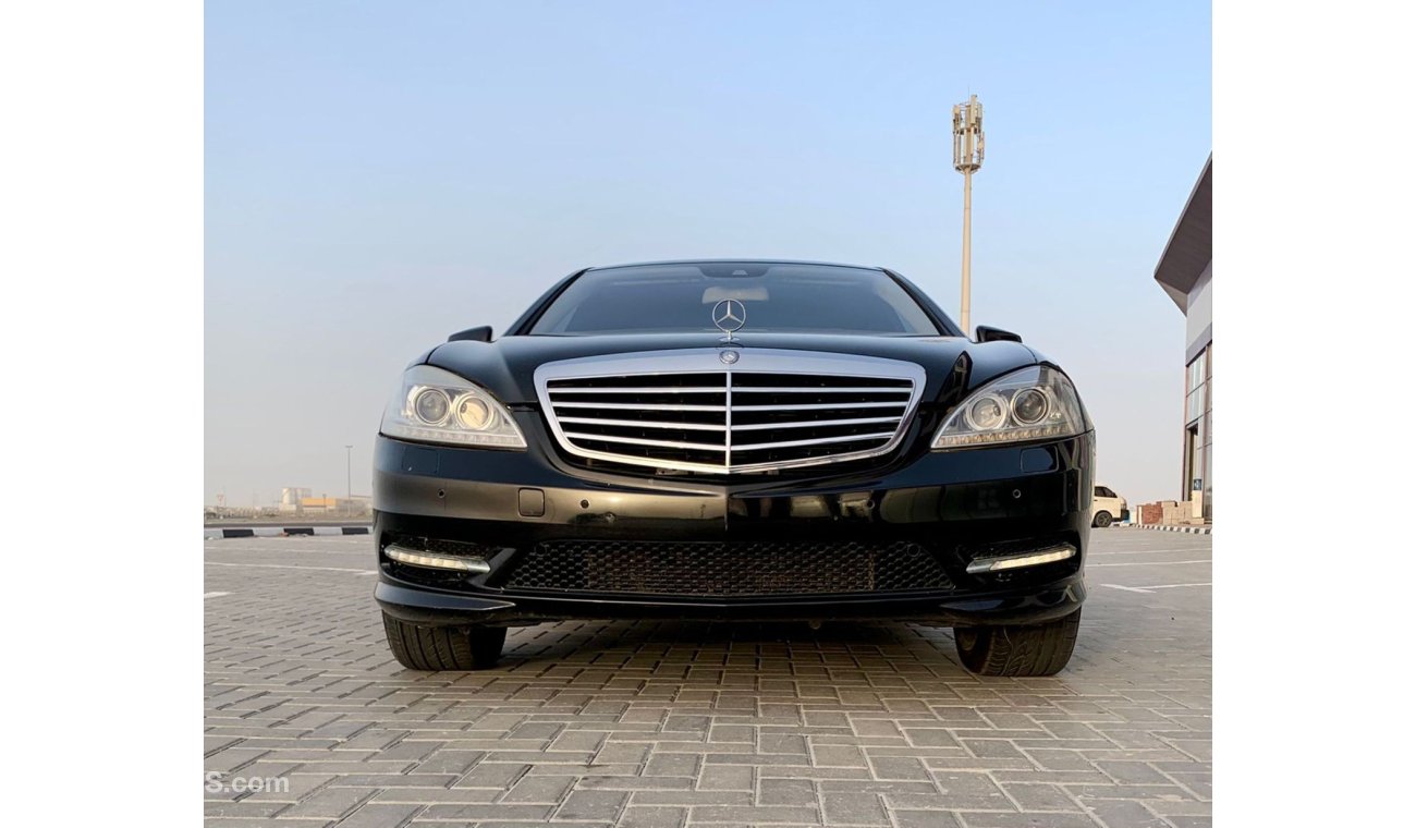 مرسيدس بنز S 550