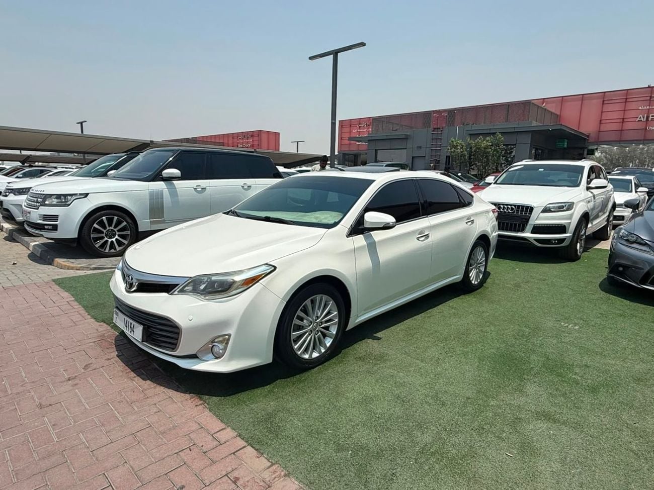 Toyota Avalon SE Full option, 6-cylinder