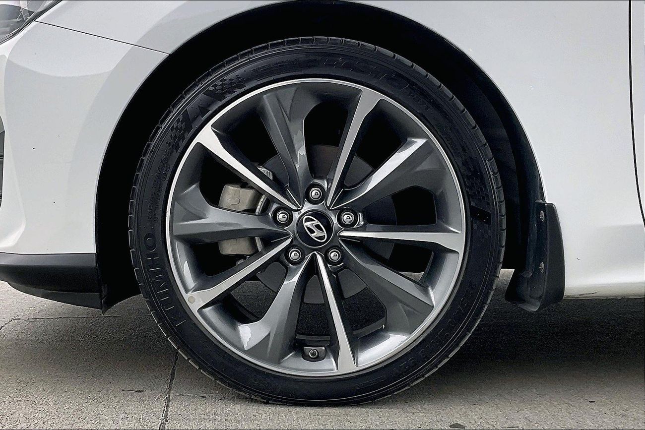 Hyundai Veloster Standard | Guaranteed Warranty | 0 Down Payment