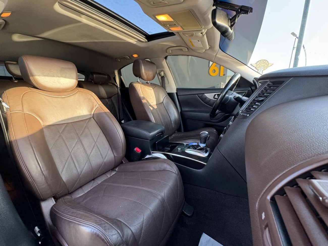 Infiniti QX70 LUXURY