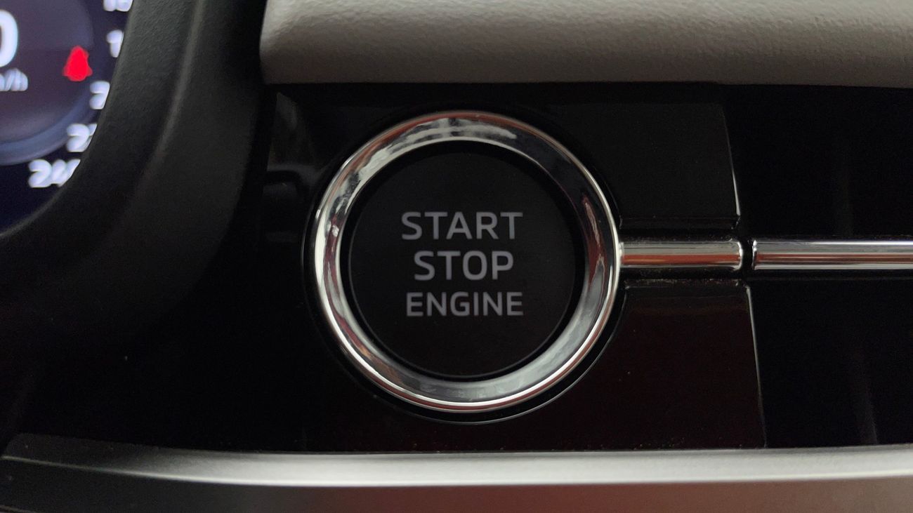 Mitsubishi Outlander PREMIUM 2.5 | Zero Down Payment | Home Test Drive