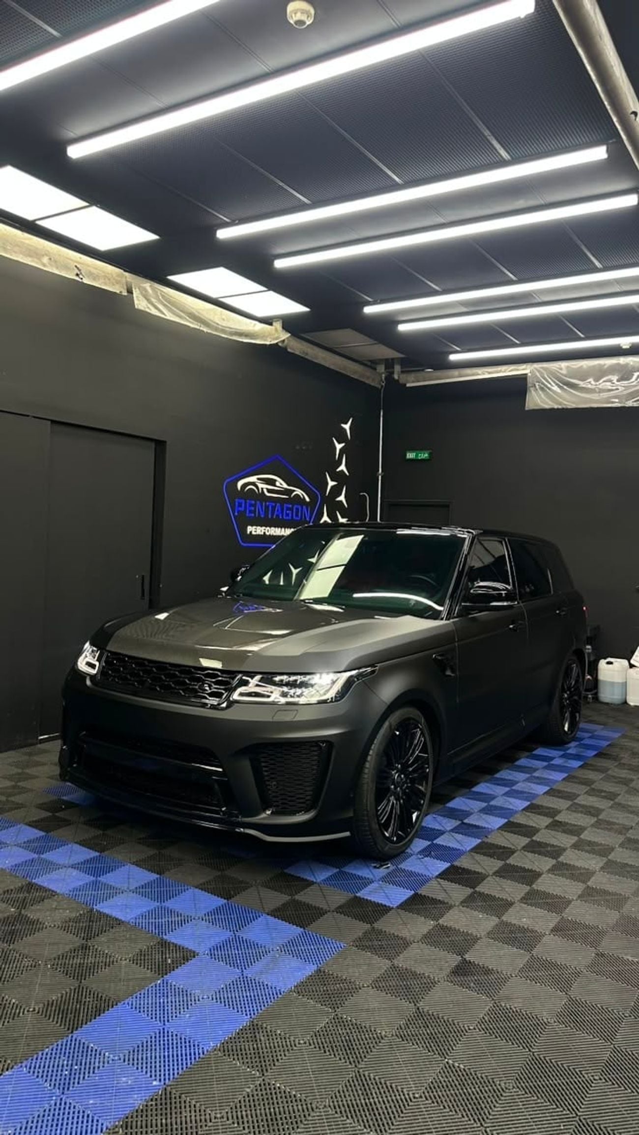 Land Rover Range Rover Sport HSE DYNAMIC