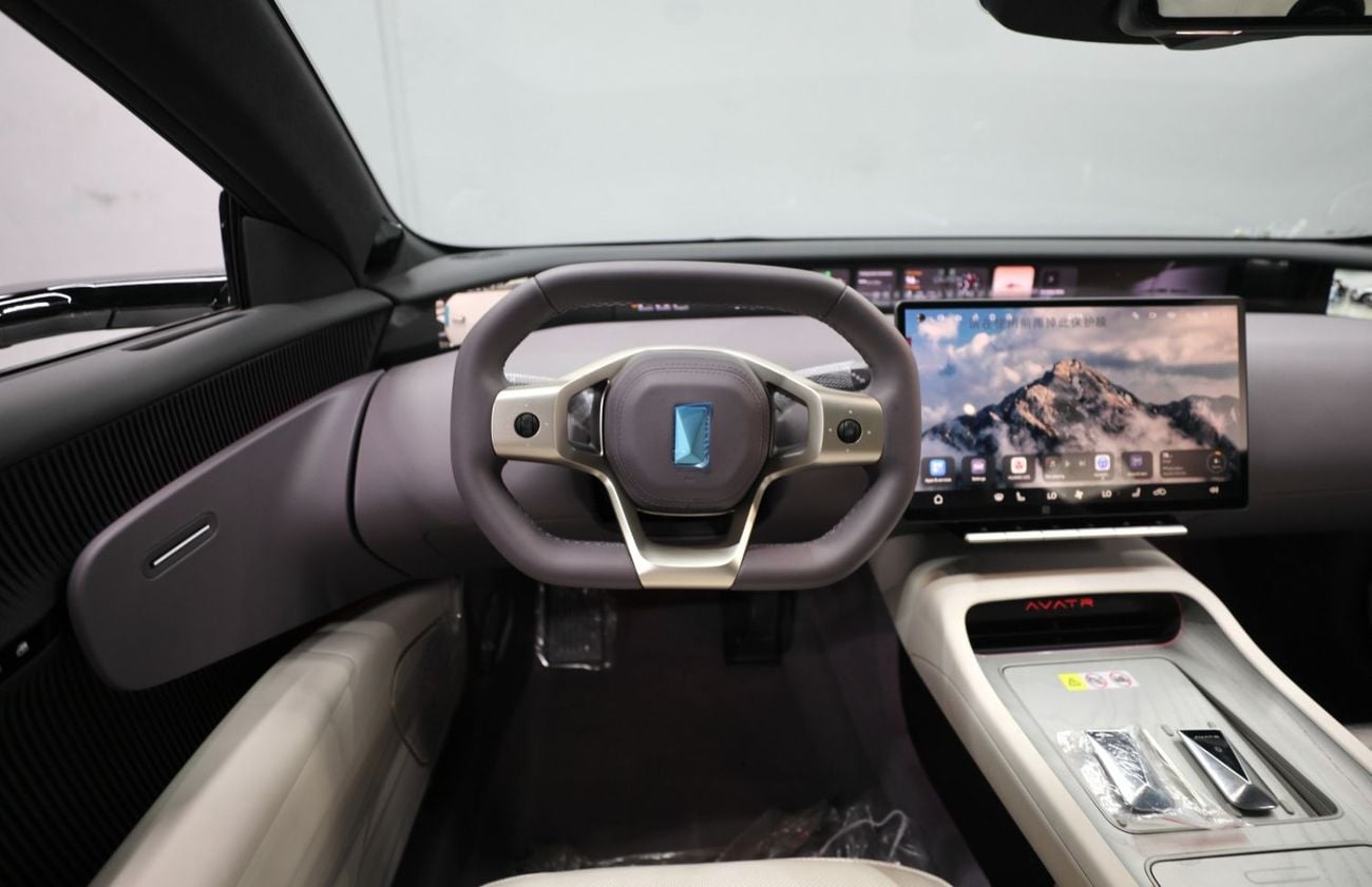 أفاتر 12 Avatr 12 | Brand New | Multiple Colors Available | Hybrid Plug In | AED 3,050 Monthly | 3 Years Warr