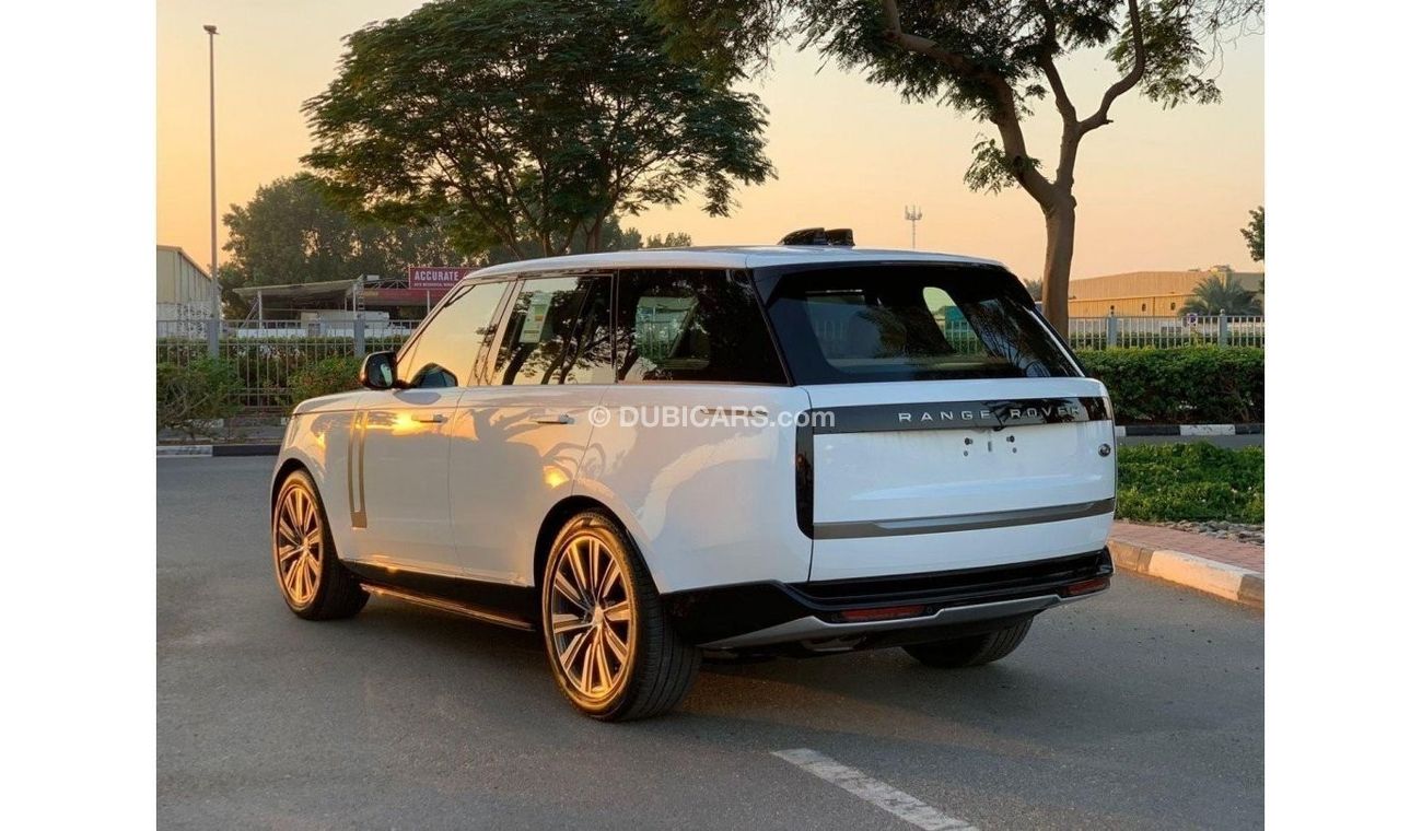 Land Rover Range Rover GCC SPEC UNDER WARRANTY AND SERVICE CONTRACT