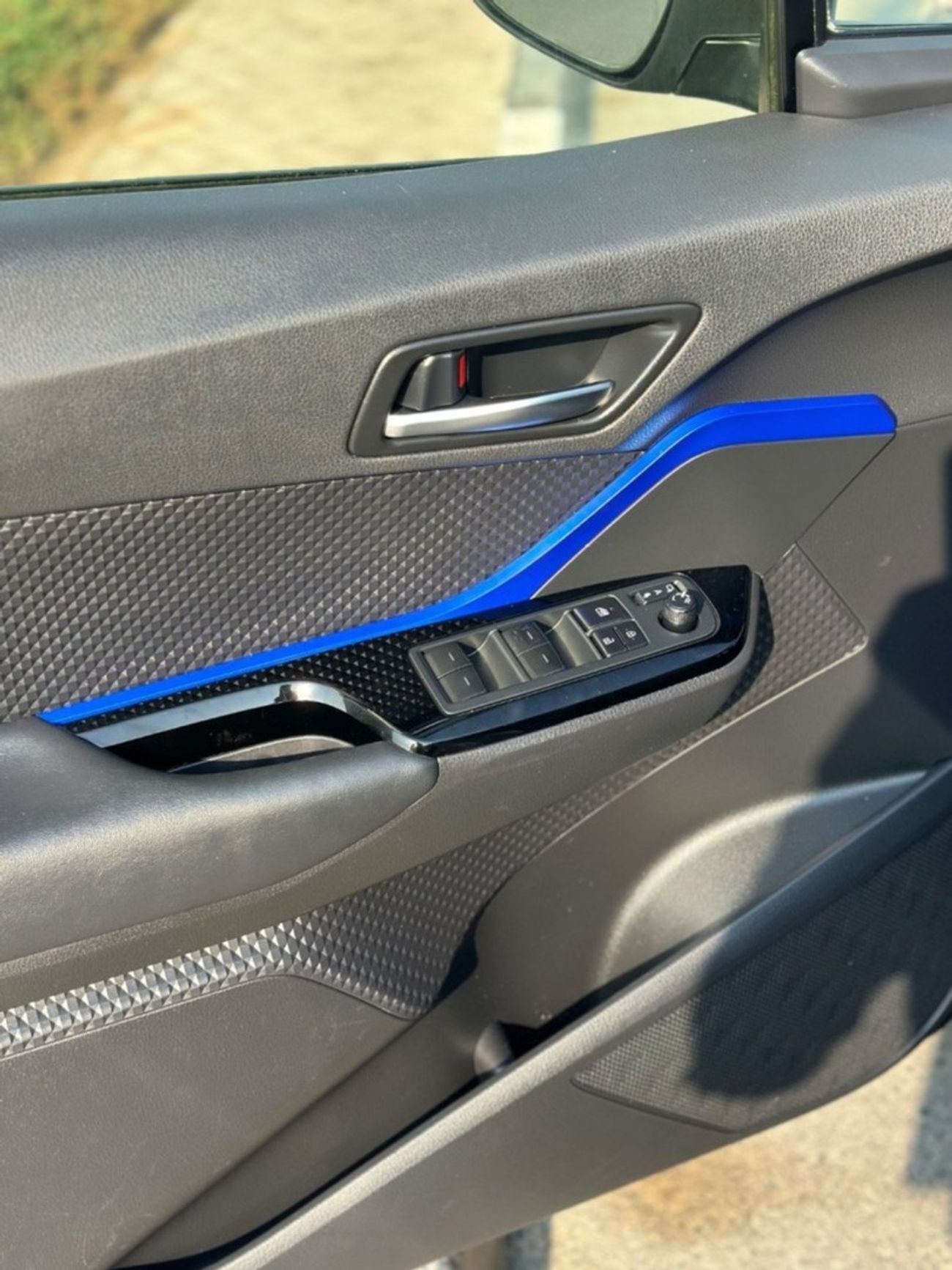 Toyota CHR XLE premium