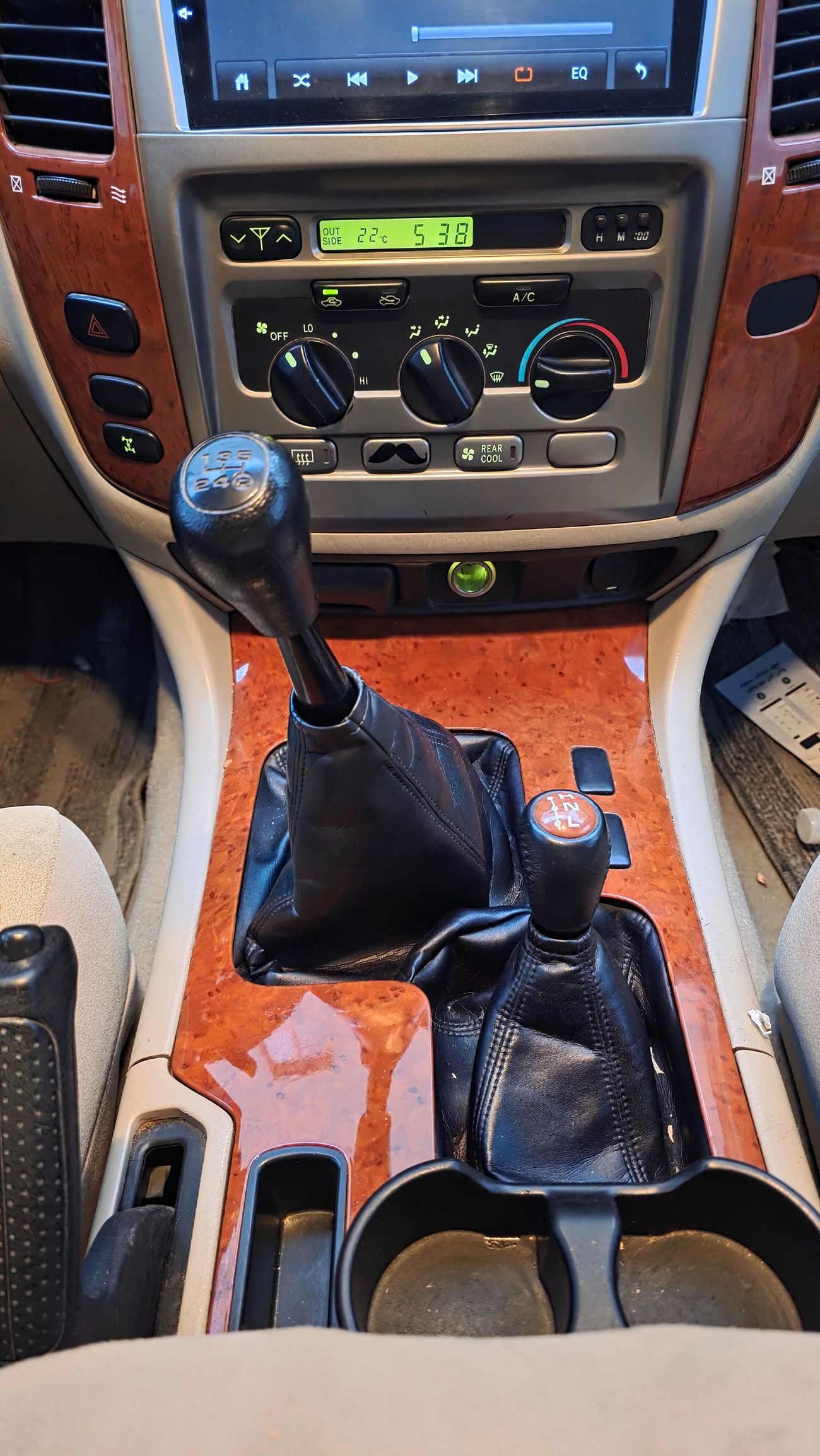 Toyota Land Cruiser TOYOTA GXR 2006 LIMETED1500