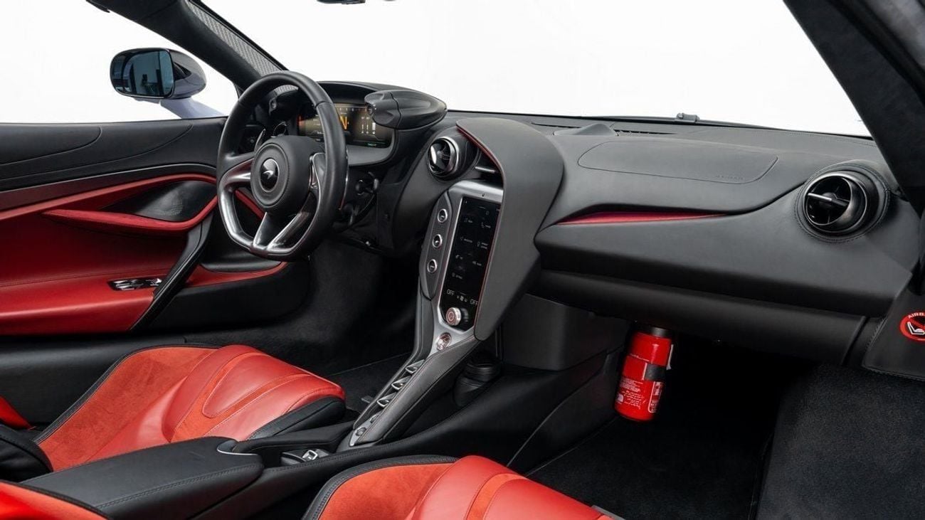 مكلارين 750S سبايدر - ٢٠٢٤ - دول مجلس التعاون الخليجي - تحت الضمان وعقد الخدمة