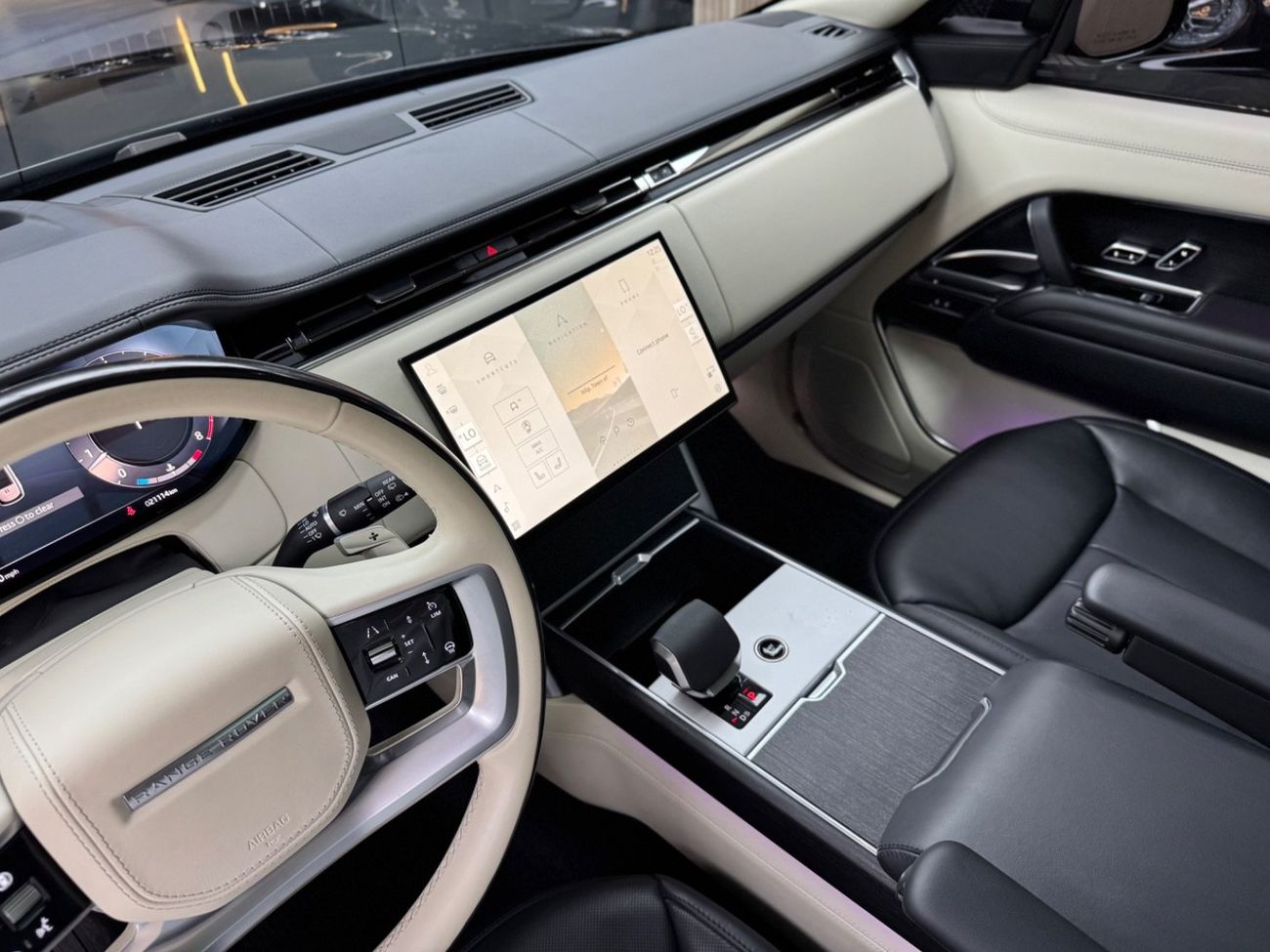 Land Rover Range Rover LWB First Edition P530 4.4L