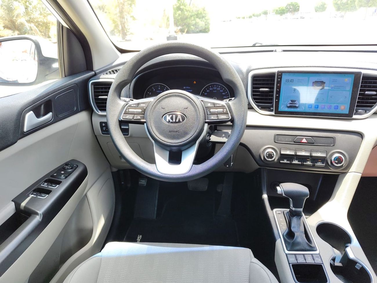 Kia Sportage LX Top 2.4L 790-Monthly l GCC l Cruise, Camera, GPS l Accident Free