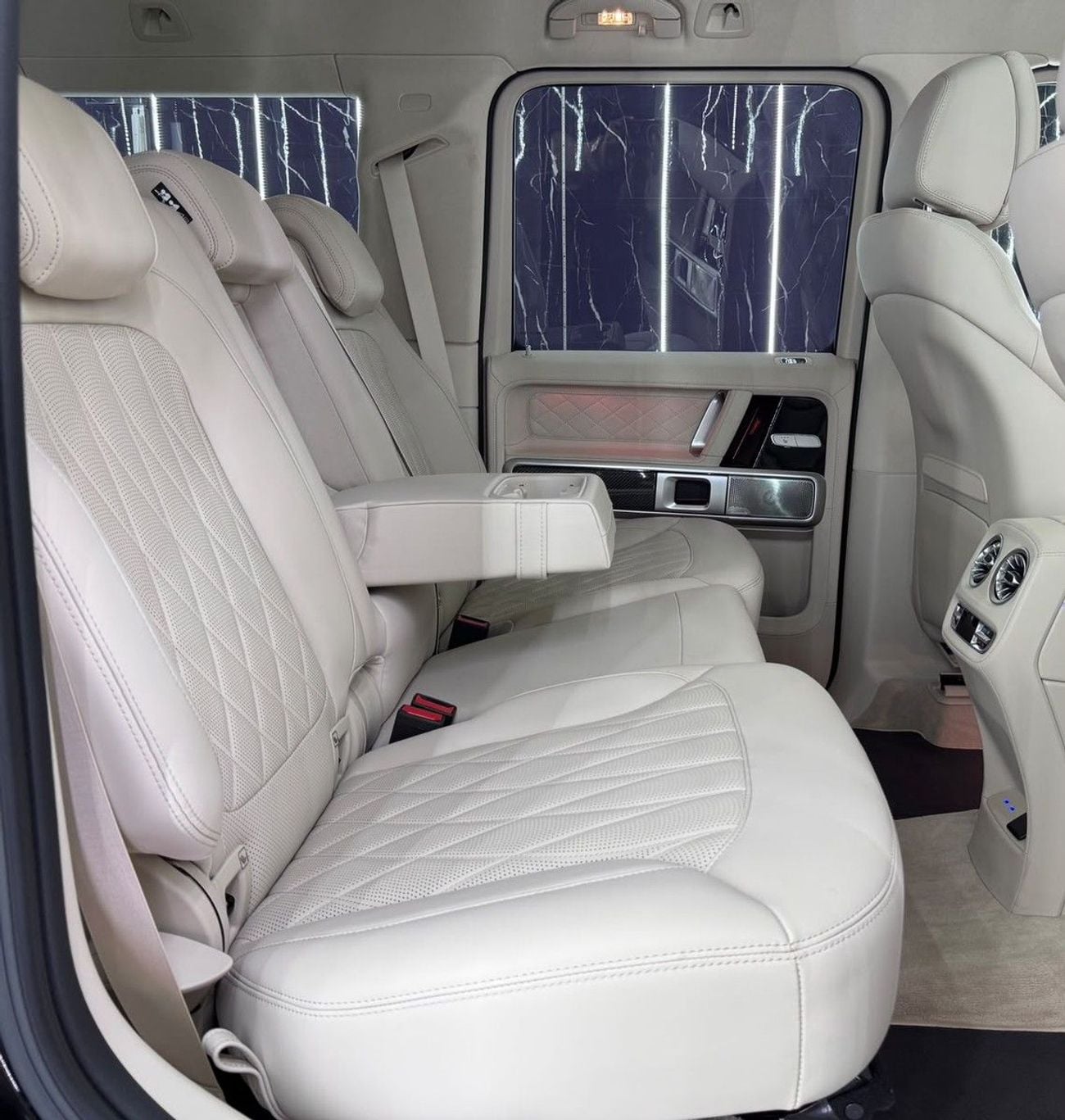 مرسيدس بنز G 63 AMG G63 AMG European | Low Mileage | Original Paint | Well Maintained