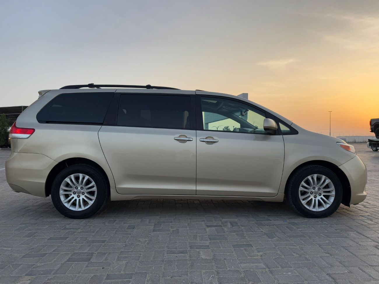 Toyota Sienna Toyota Sienna 2014 XLE