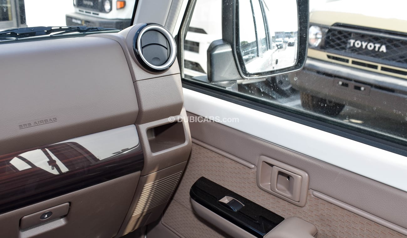 Toyota Land Cruiser 70