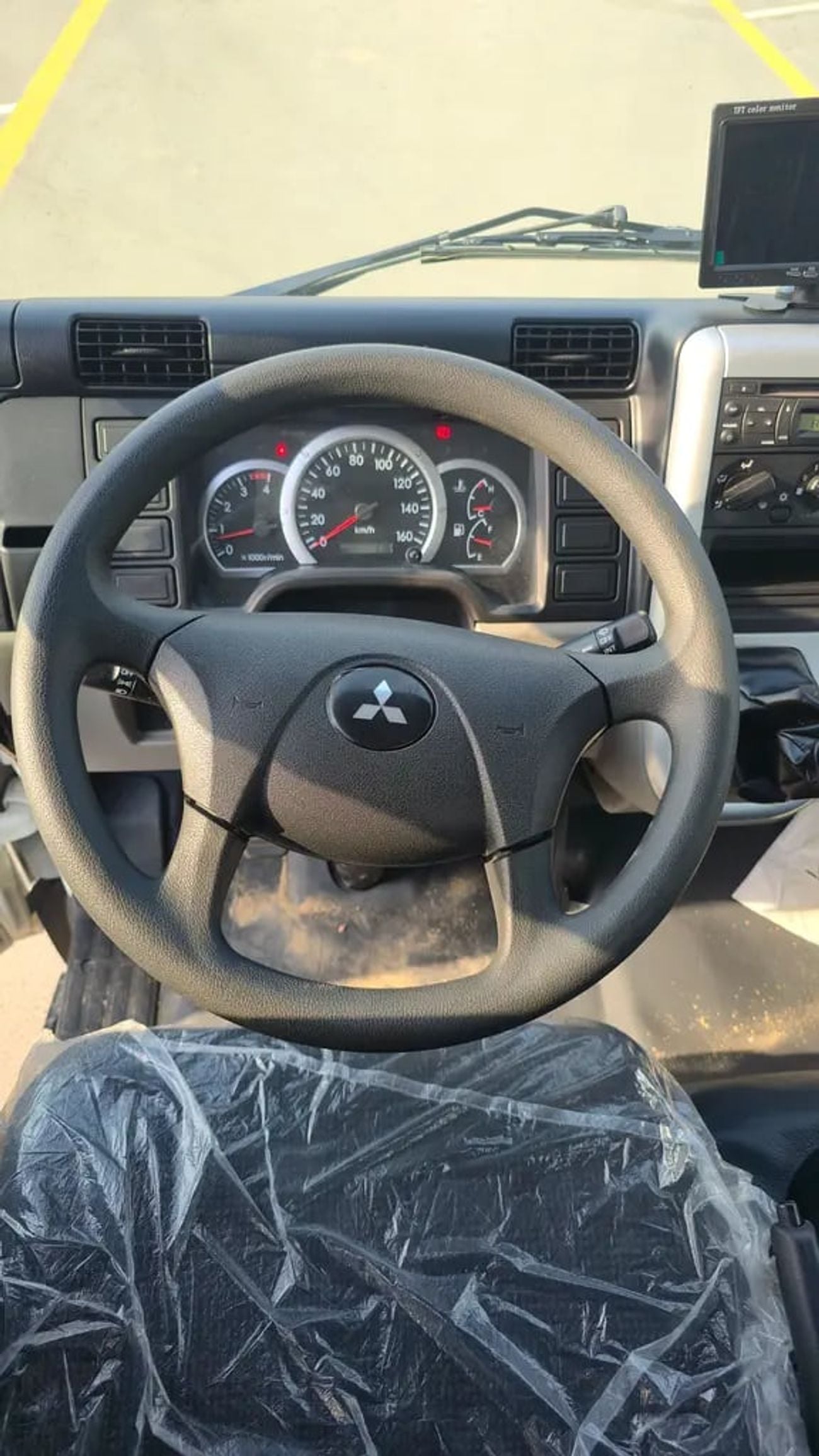Mitsubishi Canter STD GCC Specs