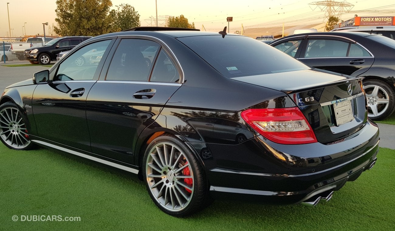 Mercedes-Benz C 63 AMG Japan imported - Very clean car free accident 46000 km only