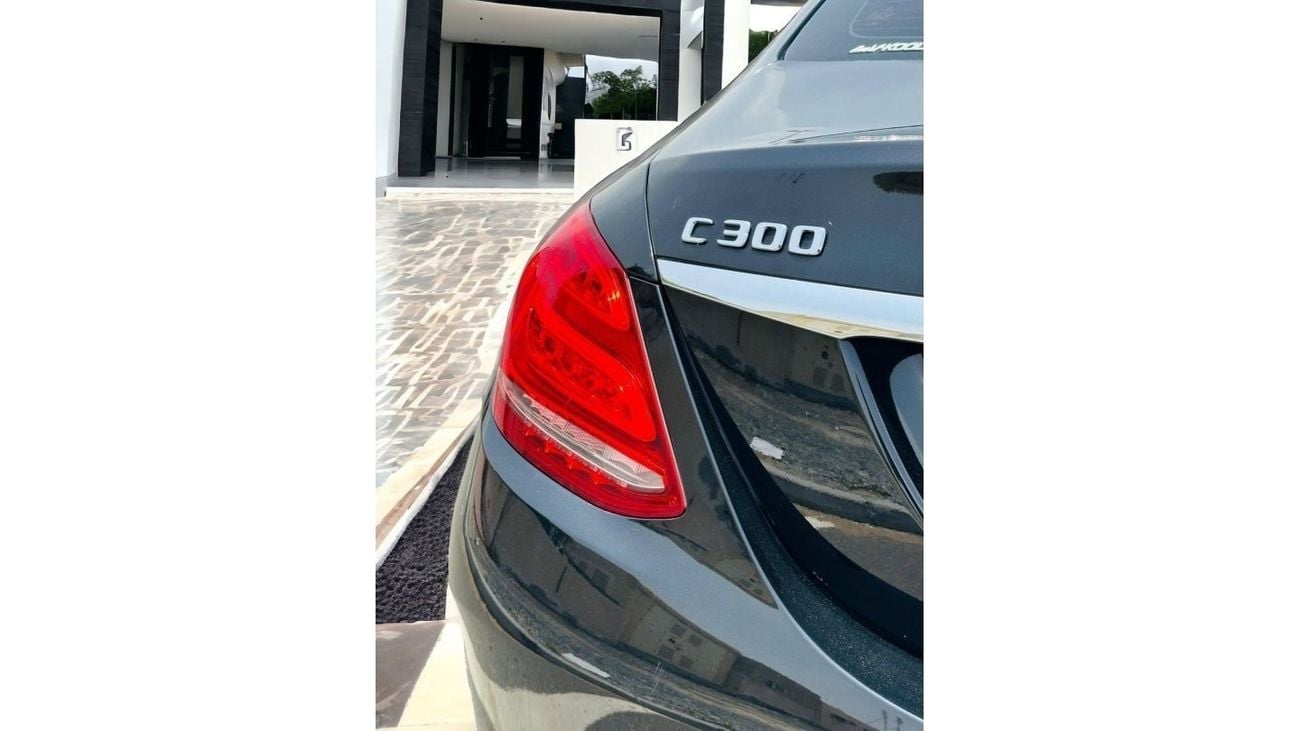 Mercedes-Benz C 300 Luxury Mercedes C300 AMG 2018 - US Specs - No Accident History - Available on ZERO Down Payment