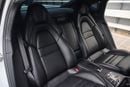 Porsche Panamera Turbo 4.0L AWD