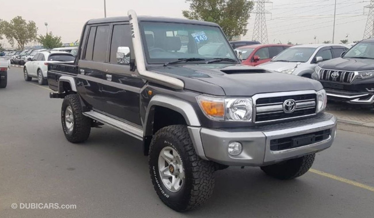 Toyota Land Cruiser Pick Up Diesel Manual V8 Right-hand Low Km(Contact Abdul Karim +971529827297)