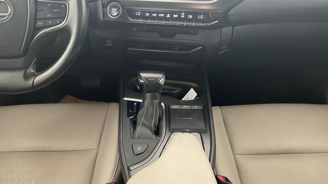 لكزس UX 200 Premier | upto AED 20,000 Ramadan Discount | شامل الضمان | 0 ﺪﻔﻋﺓ ﺃﻮﻟﻯ