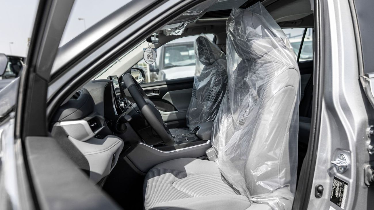 Toyota Highlander 2026 Toyota Highlander GLE 2.5L AT Hybrid (Silver)