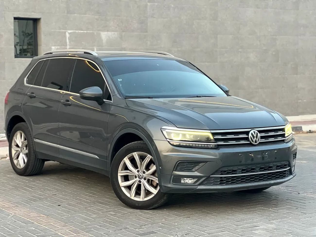 Volkswagen Tiguan SEL 800 P.M | SEL GCC Specs