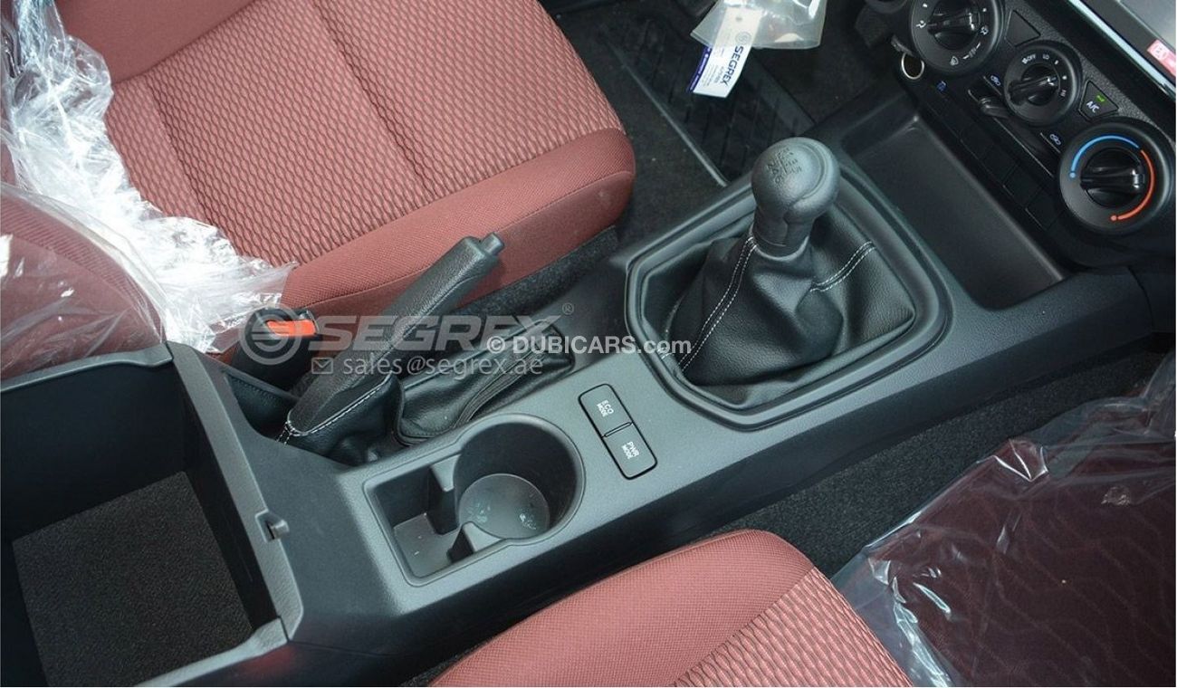 Toyota Hilux DC DIESEL 2.4L 4x4 STD 6MT STEEL WIDE, AC, LED FOG