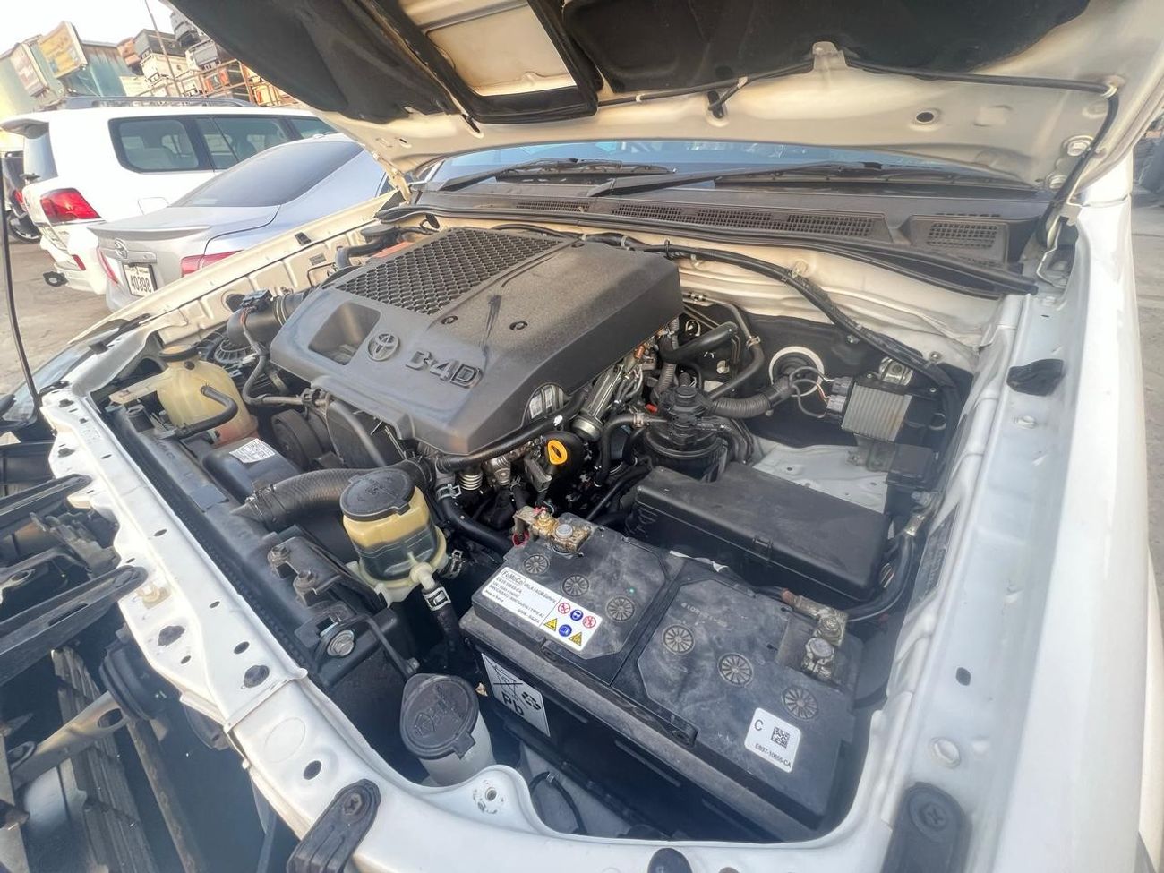 Toyota Hilux DIESEL 3,0 LITER RIGHT HAND DRIVE AUTOMATIC