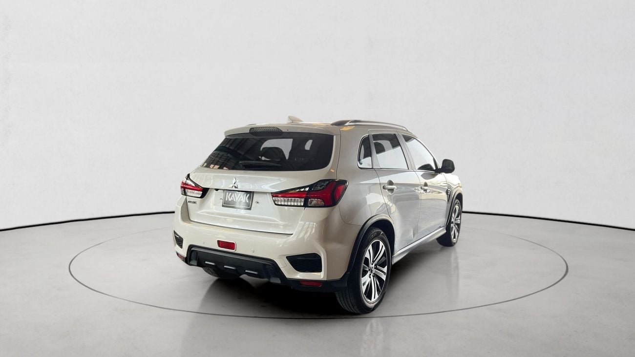 ميتسوبيشي ASX 2.0 CVT M/L 2WD | شامل الضمان | 0 ﺪﻔﻋﺓ ﺃﻮﻟﻯ