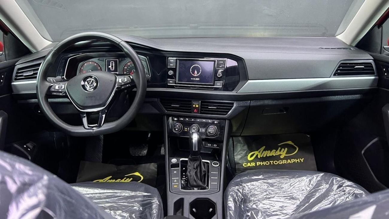 فولكس واجن جيتا 2020 Volkswagen Jetta R-Line 1.4L V4 Turbocharge Full Option -  UAE PASS