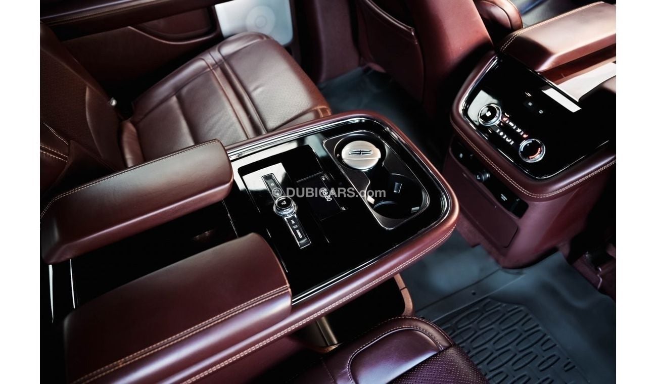 Lincoln Navigator L Presidential | 5,873 P.M  | 0% Downpayment | Magnificient Condition!