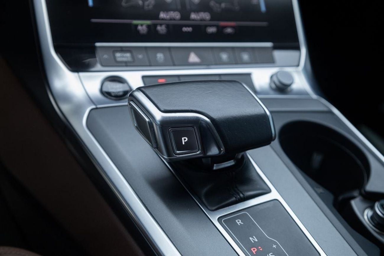 Audi A6 40 TFSI 2.0L